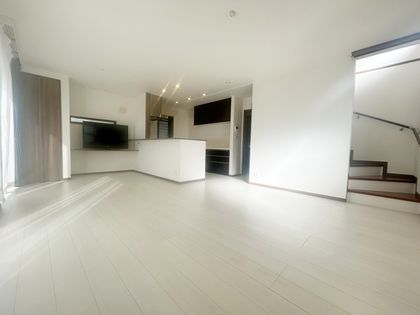 箕面市萱野1丁目 戸建 リビング 箕面市萱野1丁目 戸建 リビング