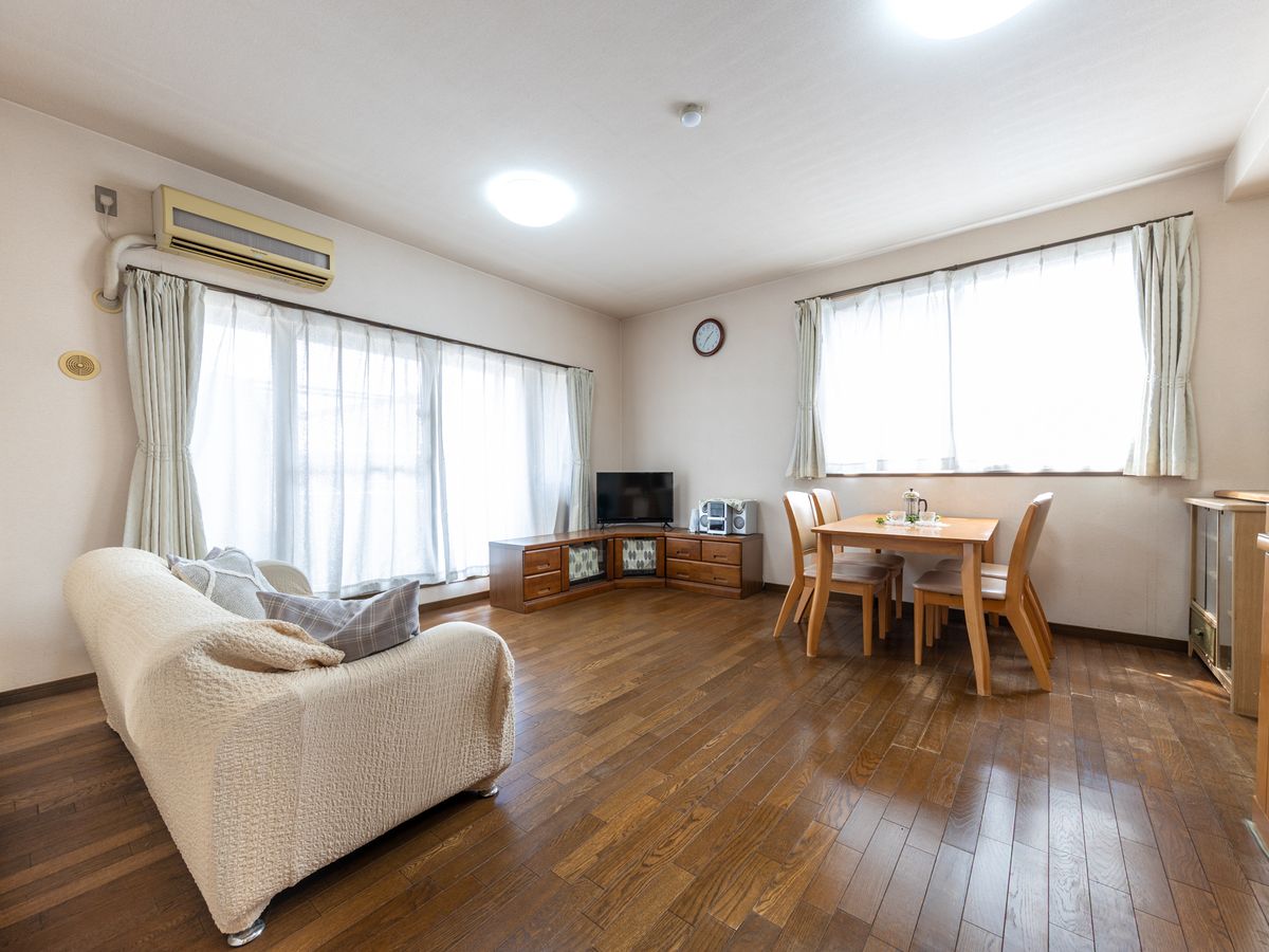 サントピア桃山台 リビング リビング