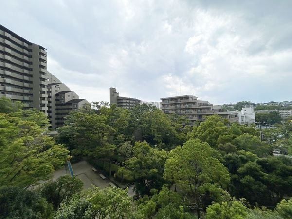 千里中央パーク・ヒルズF棟 眺望 千里中央パーク・ヒルズF棟 眺望
