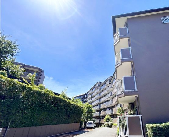千里山田グリーンハイツ 2号棟 外観 千里山田グリーンハイツ 2号棟 外観