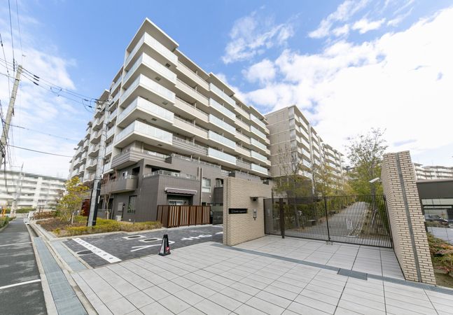 グランロジュマン豊中少路D街区 外観