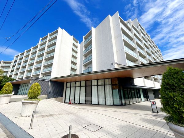 ローレルコートアトレ千里青山台フォレスト館 外観