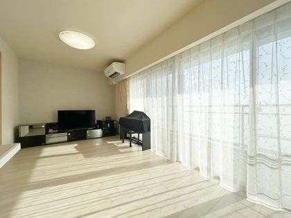 ロジュマン千里中央 リビング