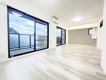 レジオン豊中・千里中央 リビング レジオン豊中・千里中央 リビング