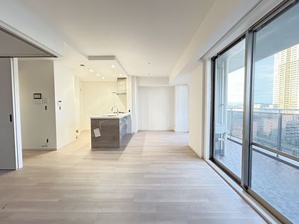 ディーグラフォート千里中央 リビング