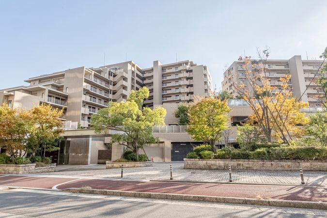 グランドメゾン千里中央東丘Ⅱ番館 外観