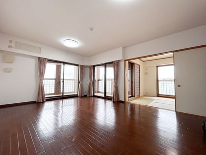 テラス北千里古江台 Ⅱ番館 リビング テラス北千里古江台 Ⅱ番館 リビング