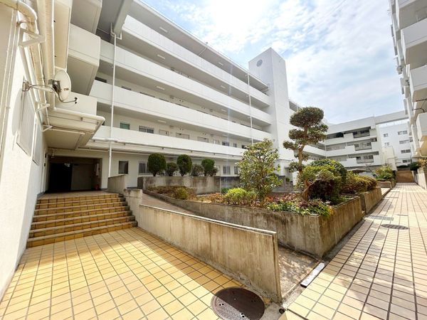 南千里オリーブヴィラ S棟 外観 南千里オリーブヴィラ S棟 外観