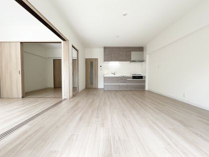 千里山田コーポラス B棟 リビング