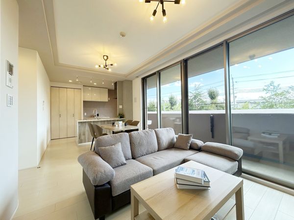 クレアヒルズ千里津雲台 リビング