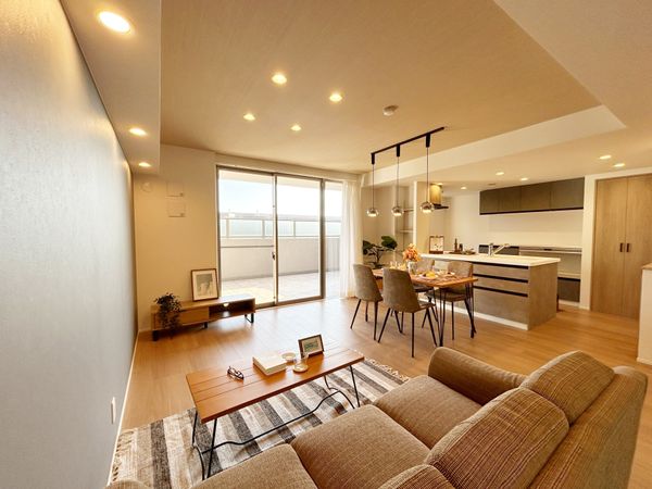 ネバーランドシエル箕面 N棟 リビング