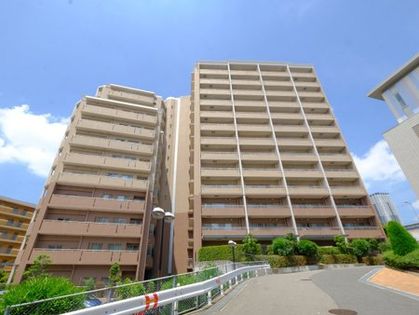 千里中央レジデンス 外観