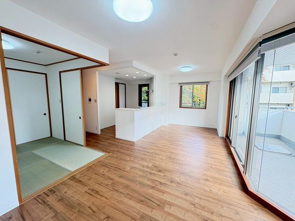 ルネブラン・クール北千里古江台 リビング