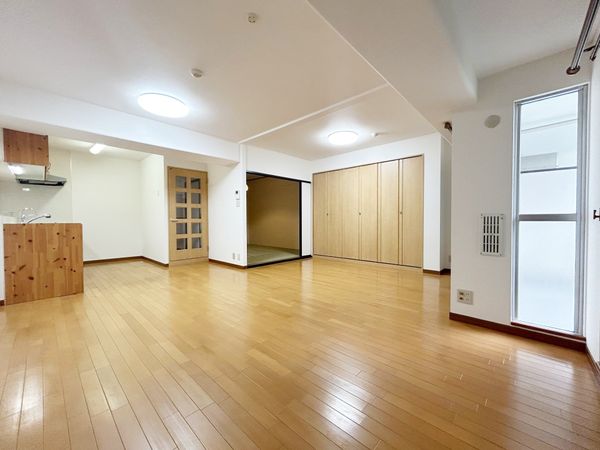 ロイヤルハイツ千里中央 リビング ロイヤルハイツ千里中央 リビング