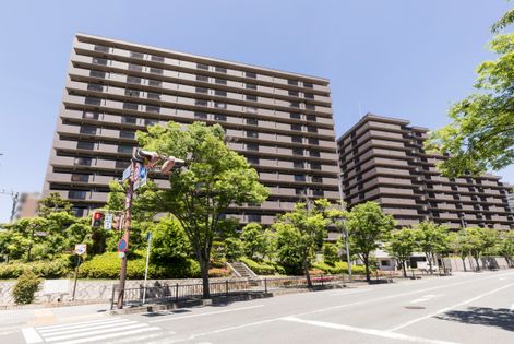 フォルム千里中央 外観