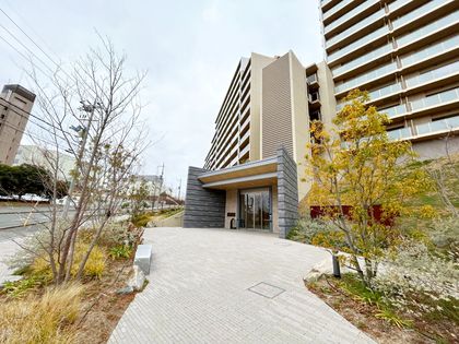 ジオ彩都いろどりの丘C棟 外観