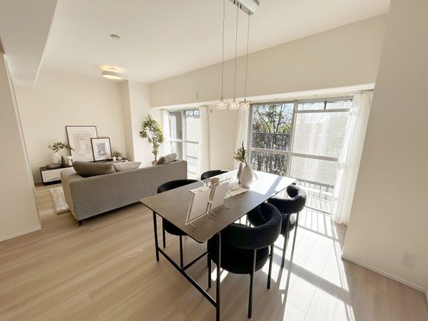 千里中央パーク・ヒルズ D棟 リビング