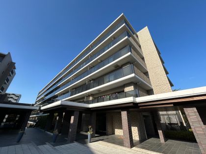 ジオ北千里藤白台 A棟 外観