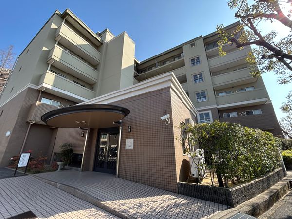 パーク・ハイム千里津雲台 外観