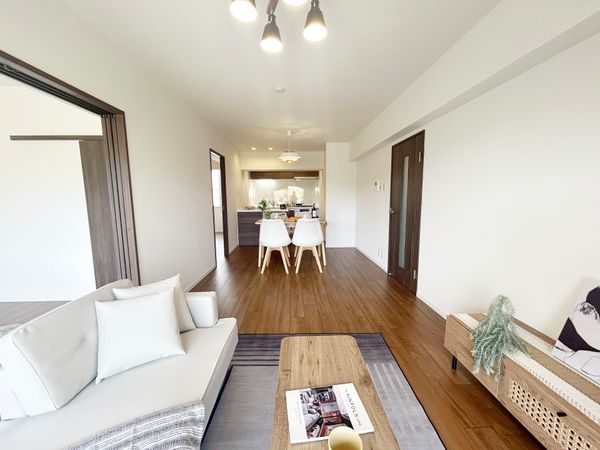 シーアイハイツ千里桃山台C棟 リビング