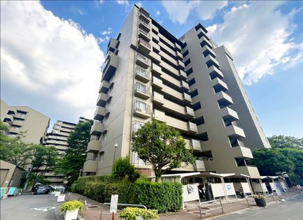 千里中央パーク・ヒルズ H棟 外観 千里中央パーク・ヒルズ H棟 外観