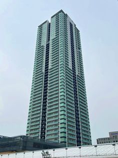 シエリアタワー千里中央 外観