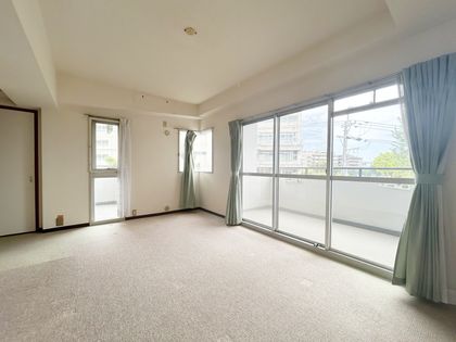 ドムール千里桃山台 リビング