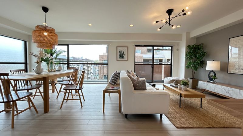 北千里セントポリアD-11棟 リビング