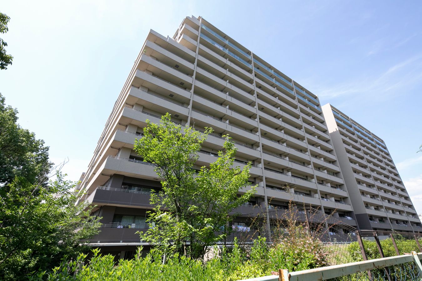 ジオ千里桃山台2番館 外観 外観