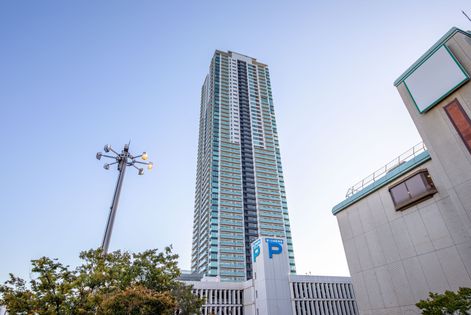 シエリアタワー千里中央 外観