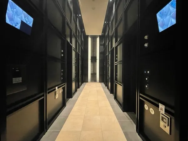 エレベーターホール