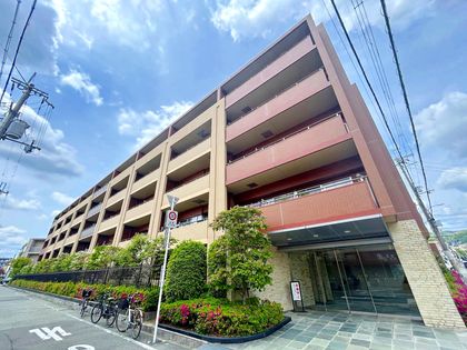 メゾンドール箕面 外観