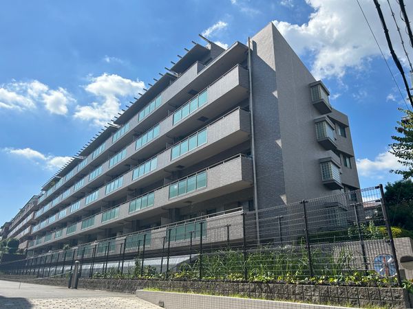 パーク・ハイム千里藤白台 外観