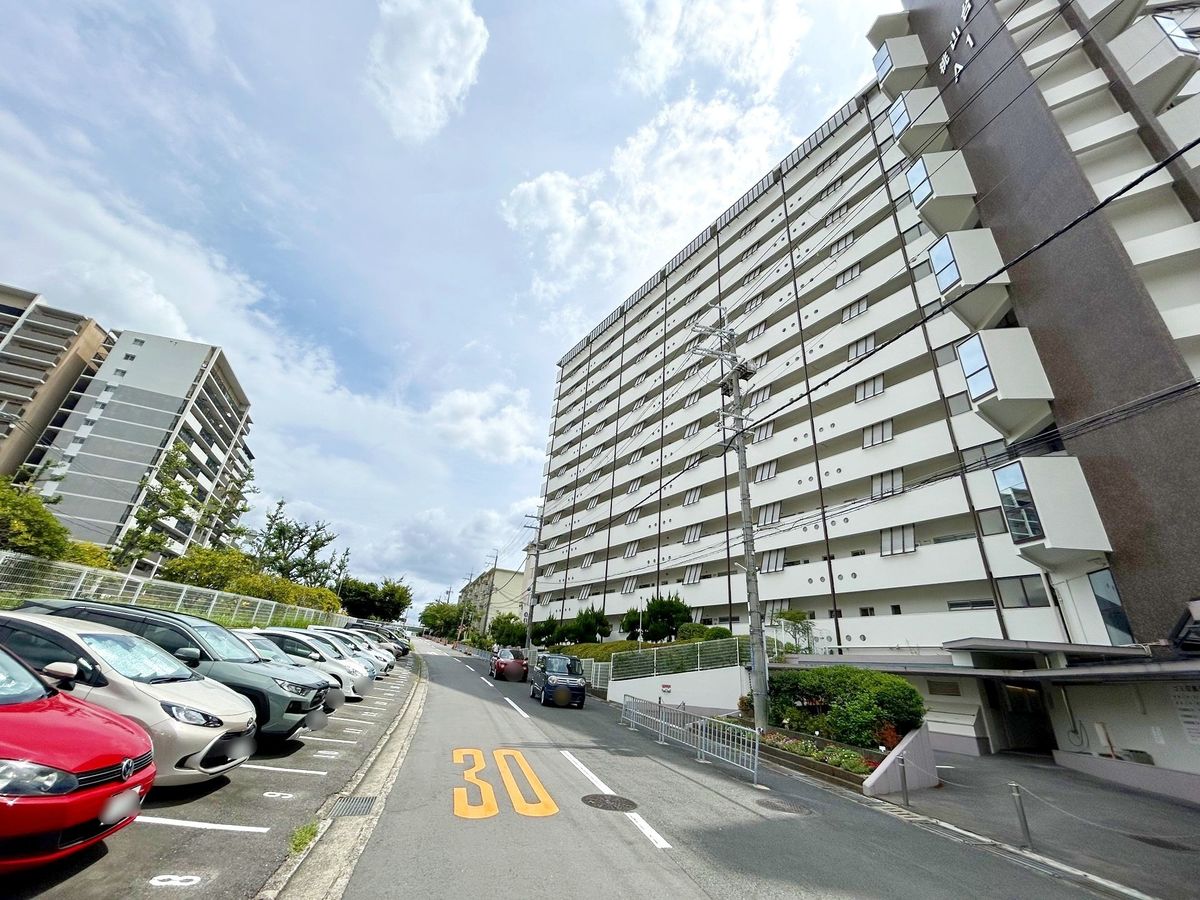 千里桃山台団地A-1棟 外観 外観