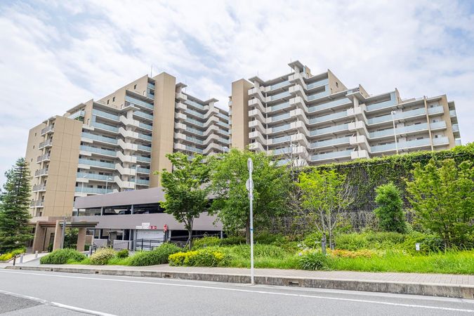 シンフォニア新千里南町ガーデンズB棟 外観 シンフォニア新千里南町ガーデンズB棟 外観