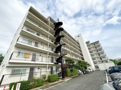 箕面サンハイツ 外観