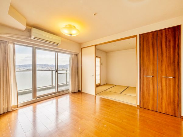 グランアッシュ寝屋川シティマークノースリッジ リビング グランアッシュ寝屋川シティマークノースリッジ リビング