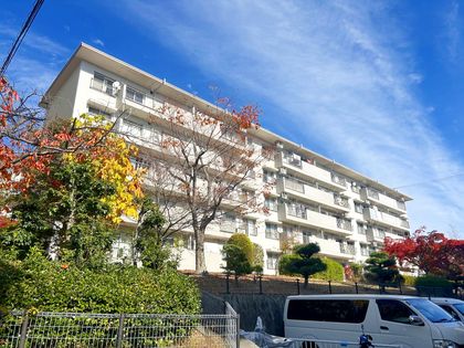 箕面如意谷住宅8号棟 外観