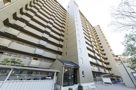 千里中央パーク・ヒルズE棟 外観 千里中央パーク・ヒルズE棟 外観