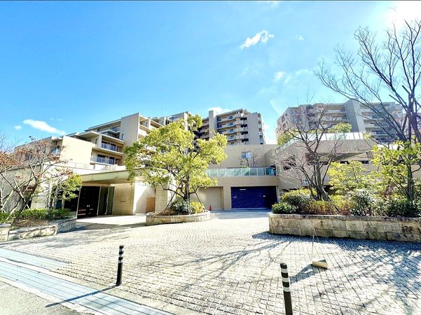 グランドメゾン千里中央東丘 Ⅰ番館 外観 グランドメゾン千里中央東丘 Ⅰ番館 外観