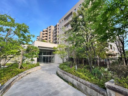 グランドメゾン千里中央東丘 Ⅰ番館 エントランス