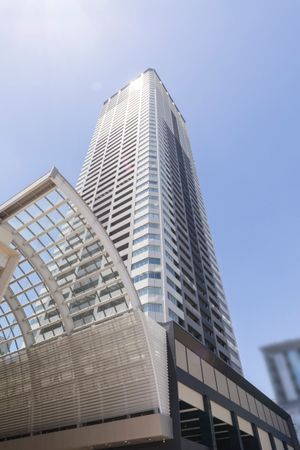 ザ・千里タワー 外観