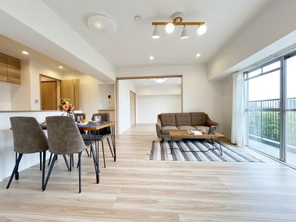 千里中央パーク・ヒルズ D棟 リビング 千里中央パーク・ヒルズ D棟 リビング