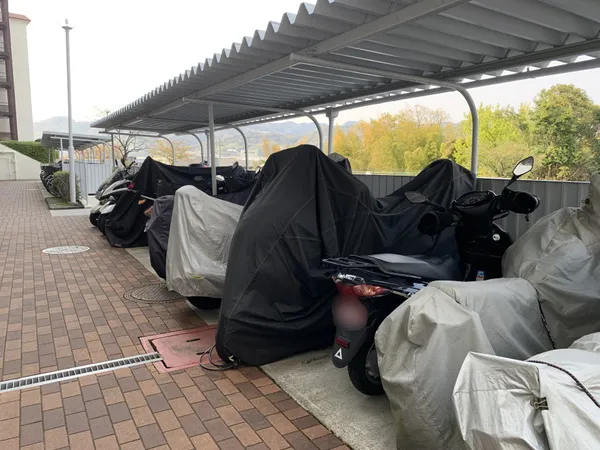 バイク置き場