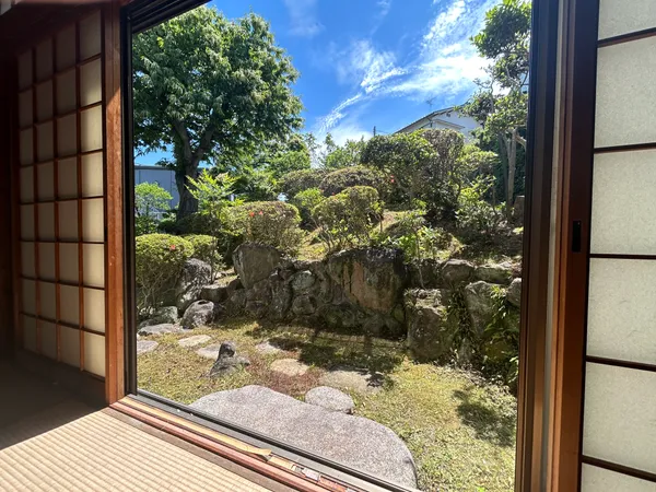 既存建物1階から東側を望む眺望