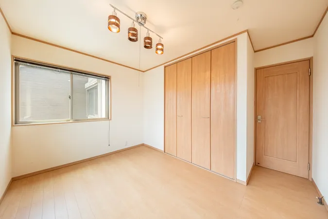 3階洋室（約6.5帖）