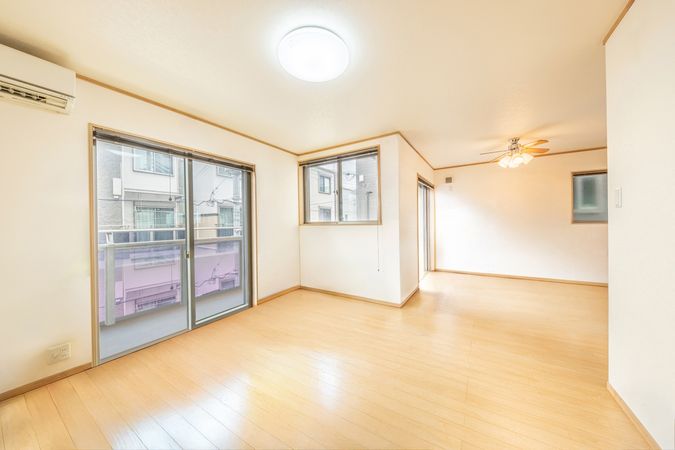 豊中市原田中1丁目 戸建 リビング 豊中市原田中1丁目 戸建 リビング