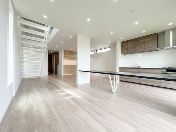 上野東三丁目 新築戸建 リビング 上野東三丁目 新築戸建 リビング