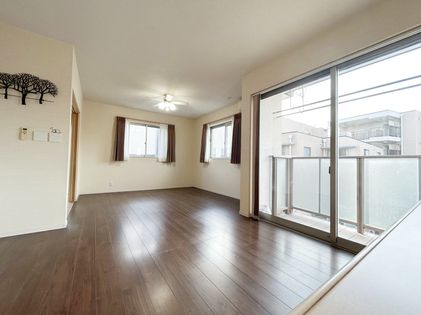 豊中市上野東1丁目 戸建 リビング