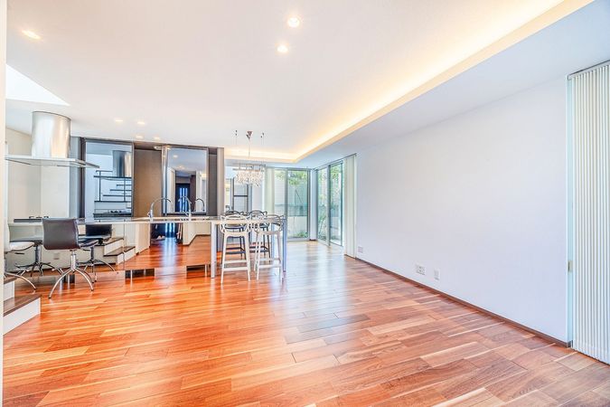 豊中市上野坂1丁目 戸建 リビング